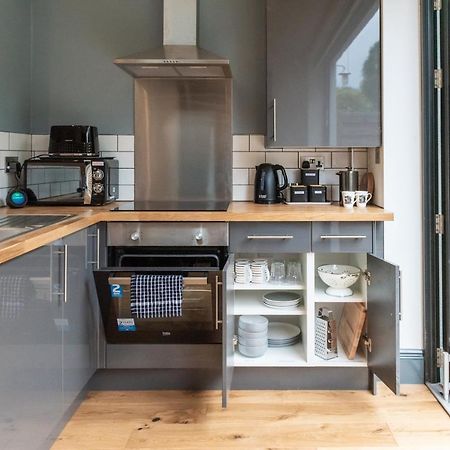 144 Lower Cheltenham Place 호텔 브리스틀 외부 사진